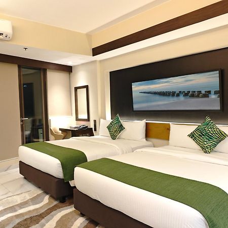 Kl Executive Greenbelt Manila Bagian luar foto