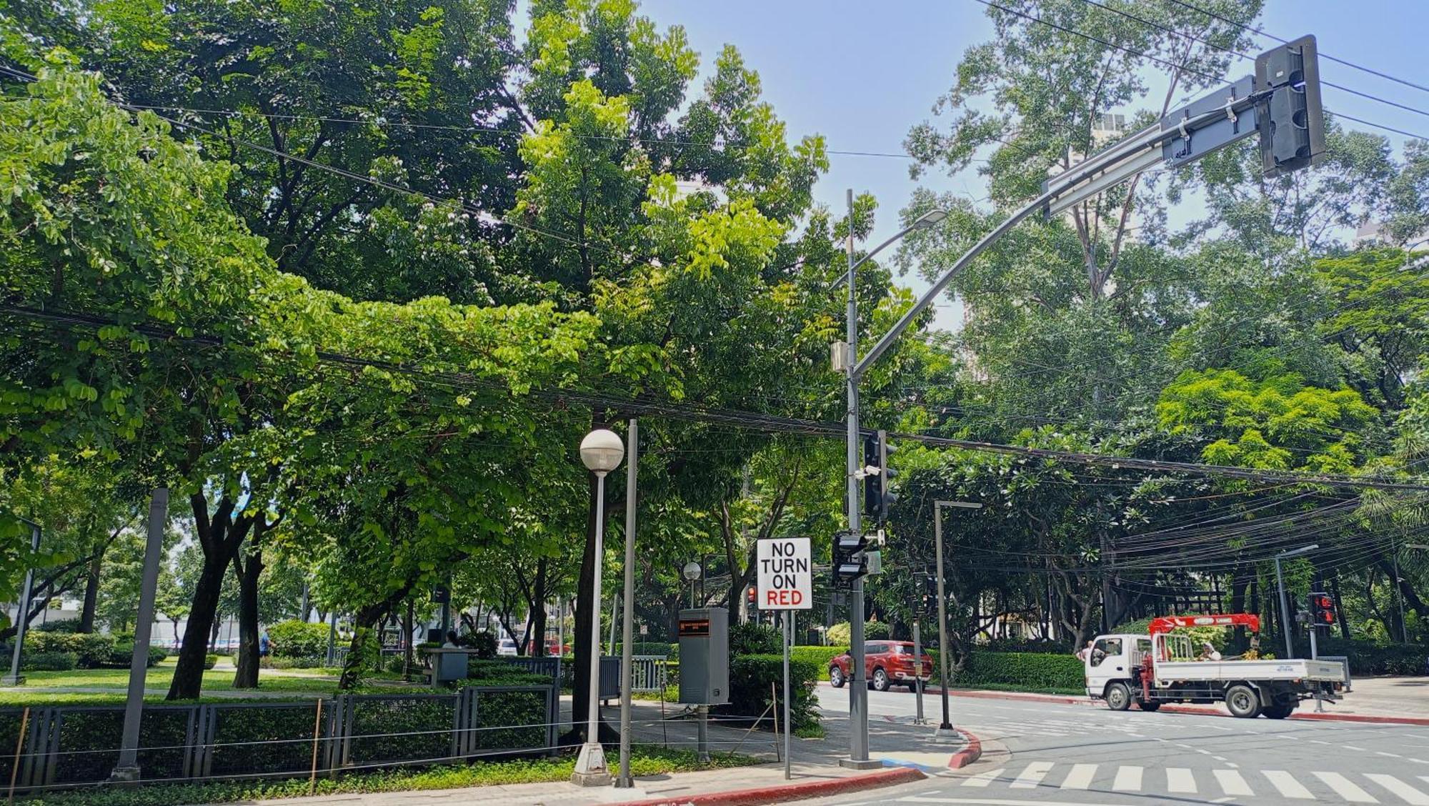 Kl Executive Greenbelt Manila Bagian luar foto