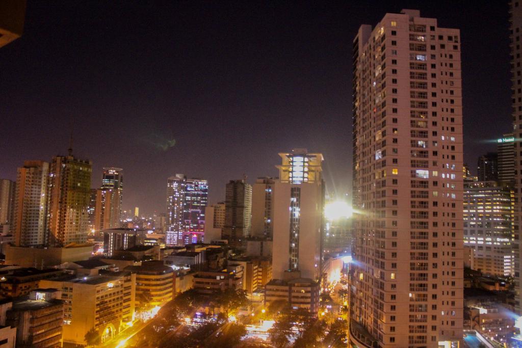 Kl Executive Greenbelt Manila Bagian luar foto